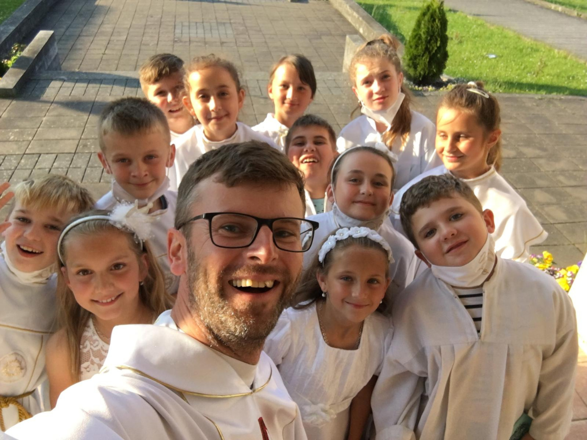 šablona NL - hlavný príbeh – kópia (17)